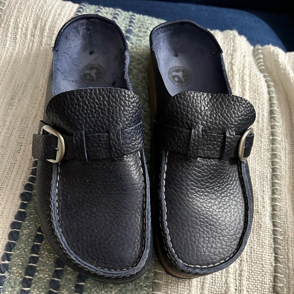 Birkenstock Clogs - Navy Blue